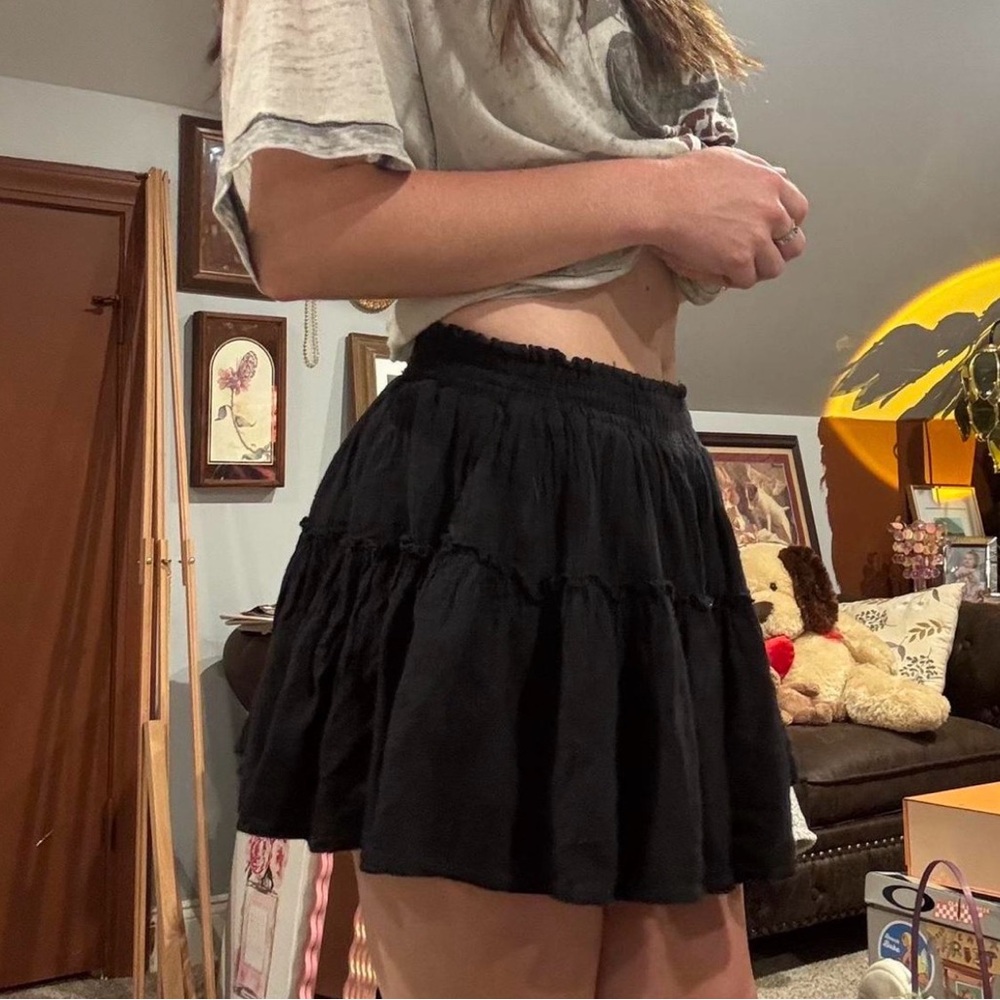 Forever 21 Black Ruffled Mini Skirt
